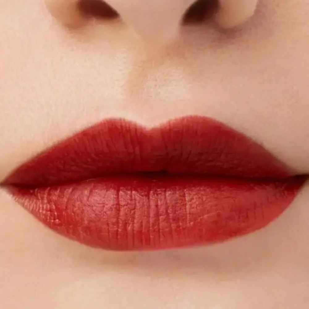 Buxom $25 Full-On Plumping Liquid Lipstick in Red Hot NIB